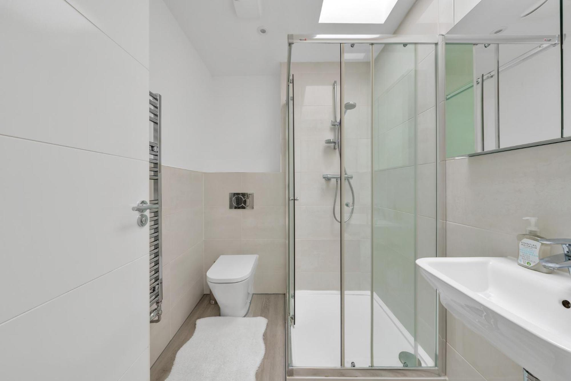 3 Bedroom House In Bricket Wood, St Alban วัตฟอร์ด ภายนอก รูปภาพ