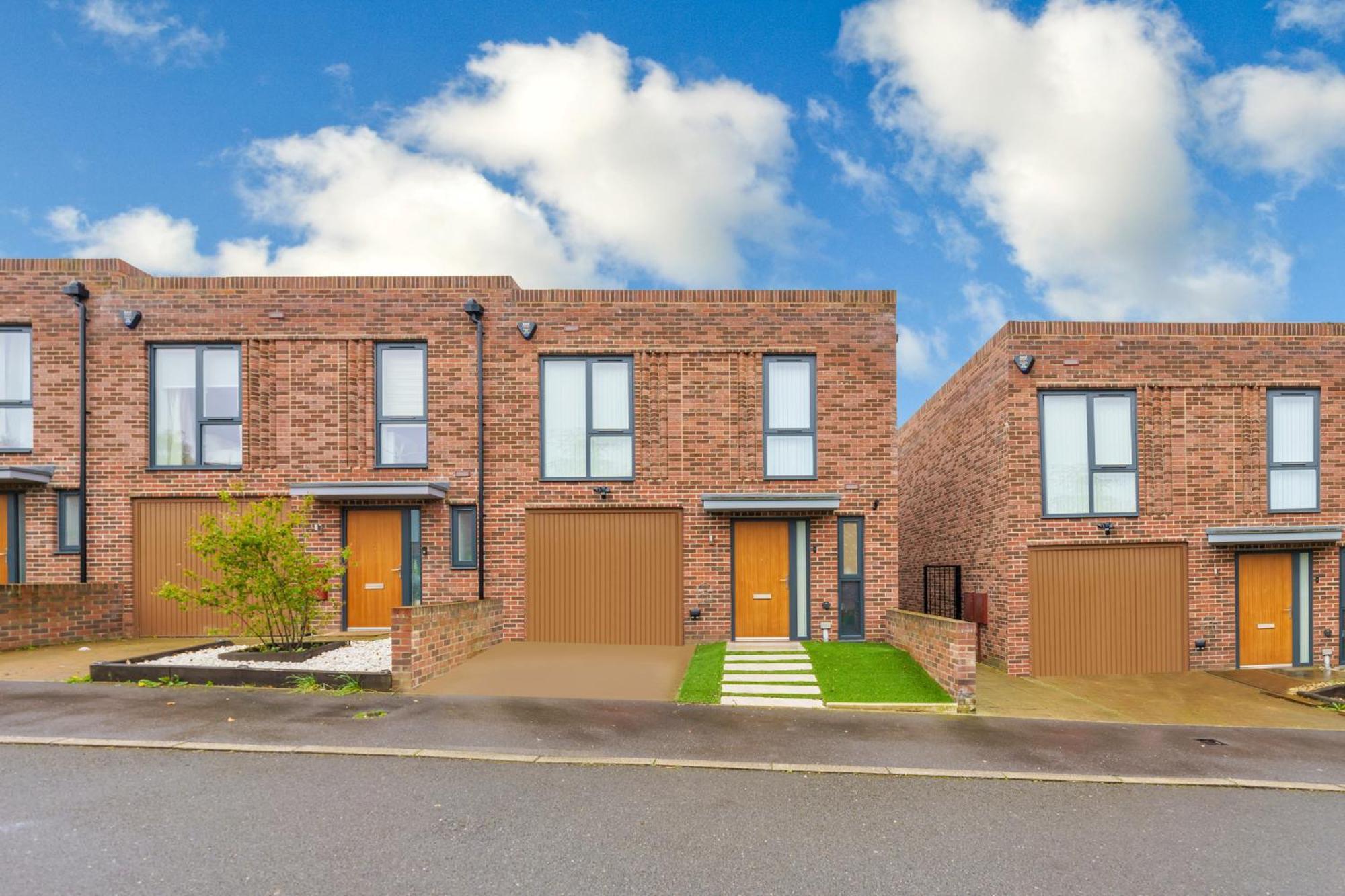 3 Bedroom House In Bricket Wood, St Alban วัตฟอร์ด ภายนอก รูปภาพ
